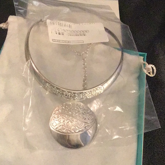 NEW / HUGE/ ABSOLUTELY STUNNING STERLING SILVER COLLAR - Picture 6 of 6